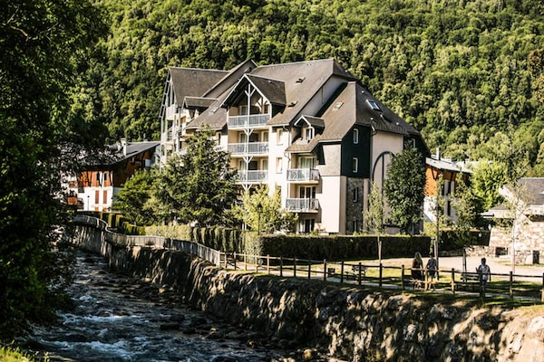 Foto van Appartement in Saint-Lary bij Thermale Baden - Vakantiehuis in ST LARY SOULAN - ExteriorSummer