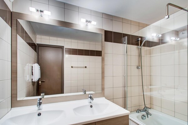 Foto van Appartement met 3 slaapkamers en plaats voor 8 personen - BathRoom