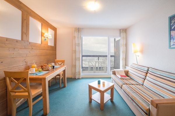 Foto van Appartement met schilderachtig uitzicht op de bergen voor 2 personen - LivingRoom