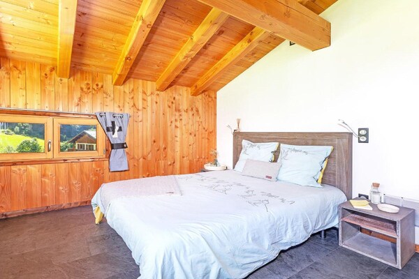 Foto van Chalet in Moulin met Sauna en Uitzicht - Vakantiehuis in Peisey-Nancroix - BedRoom