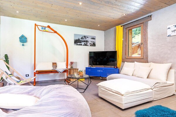 Foto van Chalet in Moulin met Sauna en Uitzicht - Vakantiehuis in Peisey-Nancroix - LivingRoom