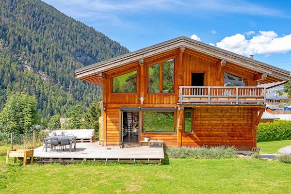Foto van Chalet in Moulin met Sauna en Uitzicht - Vakantiehuis in Peisey-Nancroix - ExteriorSummer
