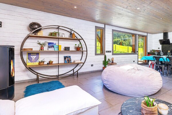 Foto van Chalet in Moulin met Sauna en Uitzicht - Vakantiehuis in Peisey-Nancroix - LivingRoom