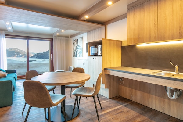 Foto van Appartement met 1 slaapkamer voor 6 personen in Doucy - DiningRoom