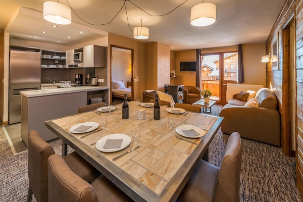 Foto van Bosrijk toevluchtsoord in de Alpen - Vakantiehuis in Val Thorens - DiningRoom
