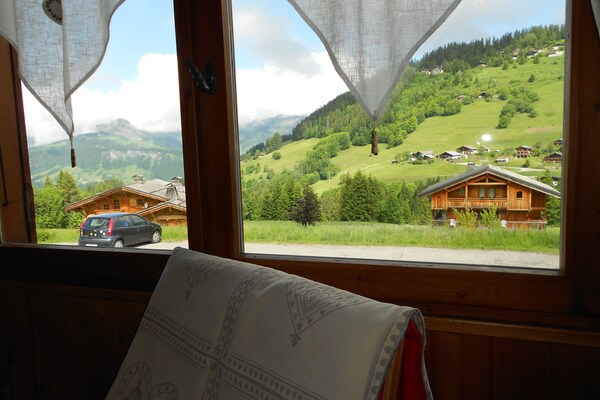 Foto van Chalet in Notre-Dame bij Skilift - Vakantiehuis in Notre Dame de Bellecombe - ViewSummer