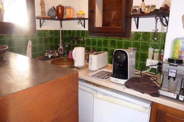 Foto van Kerstmanchalet voor acht personen - Vakantiehuis in LES CONTAMINES MONTJOIE - 