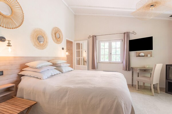 Foto van Voormalige schaapskooi met zwembad in Cotignac - Vakantiehuis in Cotignac - BedRoom