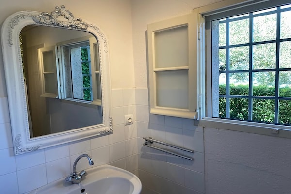 Foto van Vakantiehuis in Flayosc met zwembad en terras - Vakantiehuis in Flayosc - BathRoom