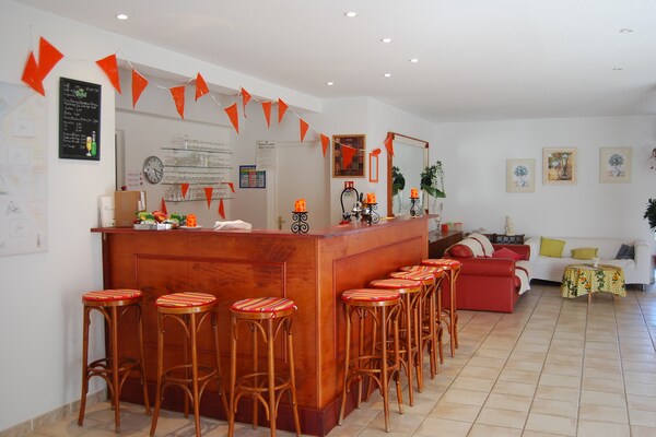 Foto van Vriendelijke Villa Escape - Vakantiehuis in Nans-Les-Pins - ParkFacilities