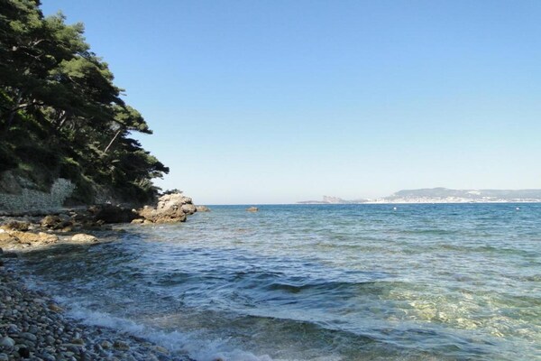 Foto van Vriendelijke Villa Escape - Vakantiehuis in Nans-Les-Pins - AreaSummer20KM