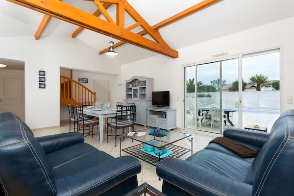 Foto van Chique villa aan het strand - Vakantiehuis in Saint- Jean-De-Monts - LivingRoom