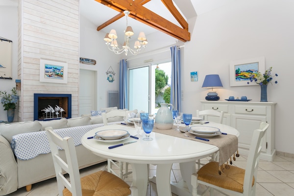 Foto van Chique villa aan het strand - Vakantiehuis in Saint- Jean-De-Monts - DiningRoom
