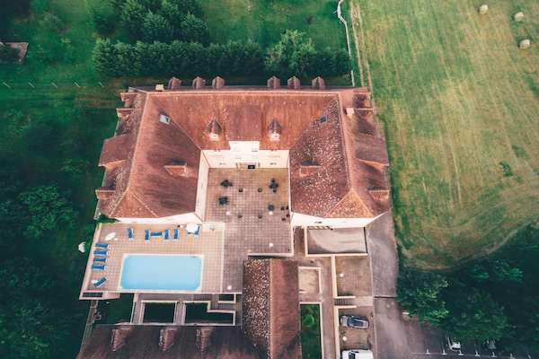 Foto van Gezellig verblijf voor stellen vlakbij thermaalbad - ExteriorSummer