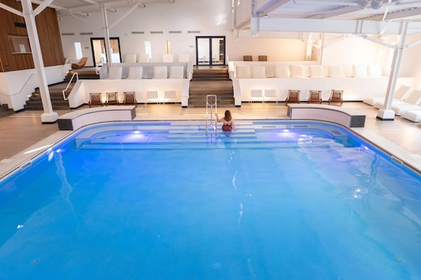 Foto van Gezellig verblijf voor stellen vlakbij thermaalbad - PoolOfHouse