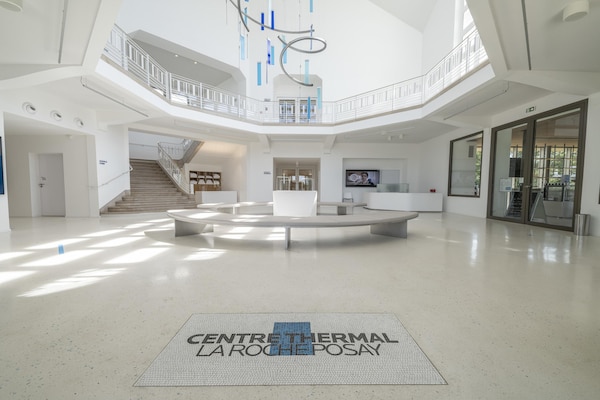 Foto van Gezellig verblijf voor stellen vlakbij thermaalbad - HallReception