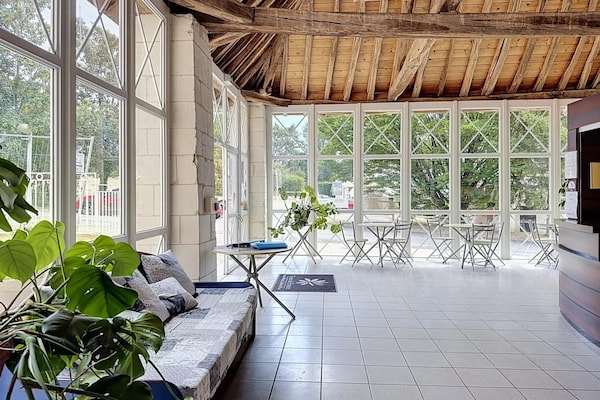 Foto van Gezellig verblijf voor stellen vlakbij thermaalbad - HallReception