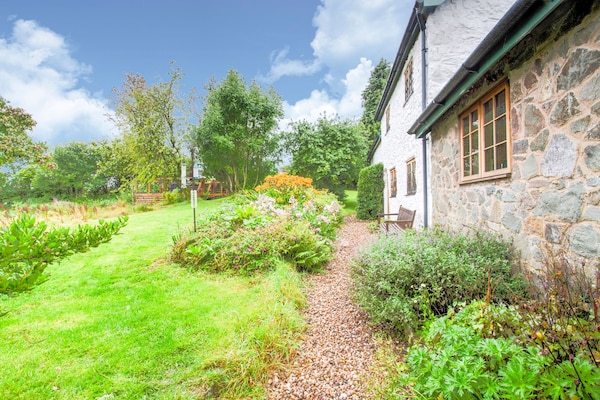 Foto van Fijn vakantiehuis in Welshpool met een tuin - Vakantiehuis in Welshpool - GardenSummer