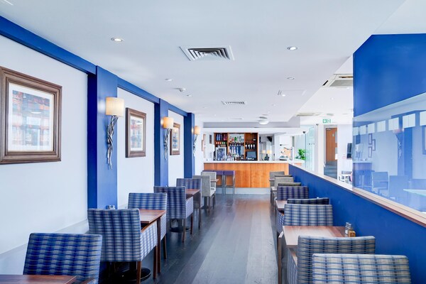 Foto van Belvilla Crewe City Centre Hotel Tweepersoonskamer - ParkFacilities