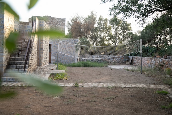 Foto van Huis in Pyrgos Dirou bij Halikia Strand - Vakantiehuis in Pyrgos Dirou - Outdoor