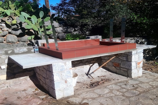 Foto van Huis in Pyrgos Dirou bij Halikia Strand - Vakantiehuis in Pyrgos Dirou - Outdoor