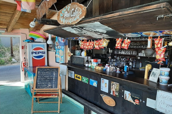 Foto van Geweldig appartement in Mpenitses met terras - Vakantiehuis in Mpenitses - Ambiance