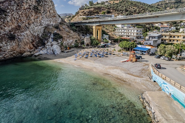 Foto van Villa nabij het strand van Palaiokastro - Vakantiehuis in Palaiokastro - Resort