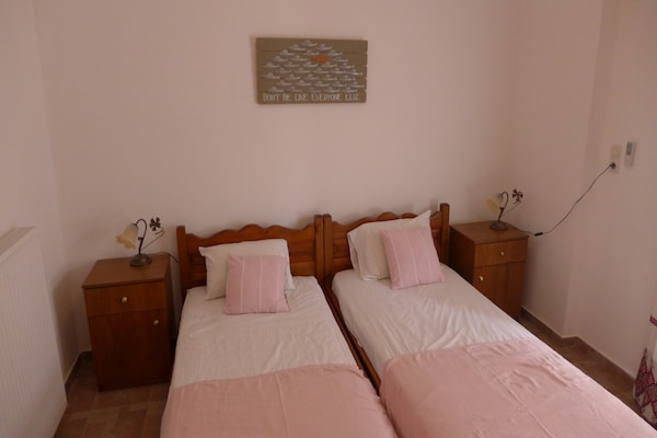 Foto van Villa in Axos met zwembad bij Panormo - Vakantiehuis in Axos - Rethymno - BedRoom