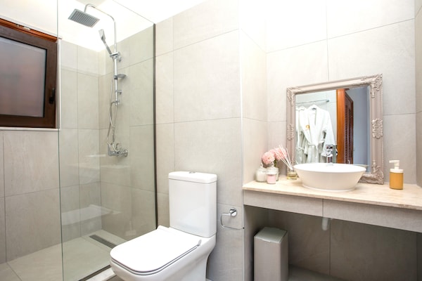 Foto van Vakantiehuis bij strand in Afandou - Vakantiehuis in Koskinou - BathRoom
