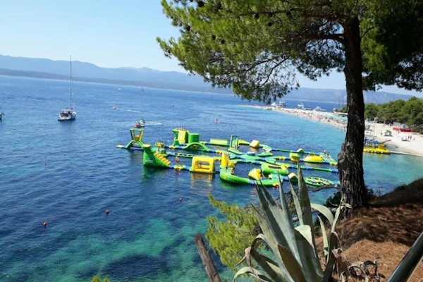 Foto van Appartement in Kroatië met zeezichtterras - Vakantiehuis in Malinska - AreaSummer1KM