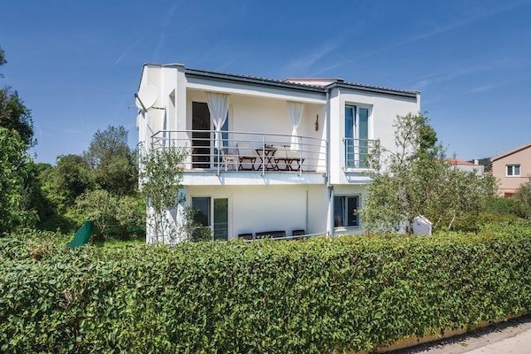 Foto van Vrijstaand vakantiehuis in Dalmatië met privétuin - ExteriorSummer