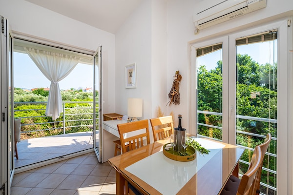 Foto van Vrijstaand vakantiehuis in Dalmatië met privétuin - Kitchen