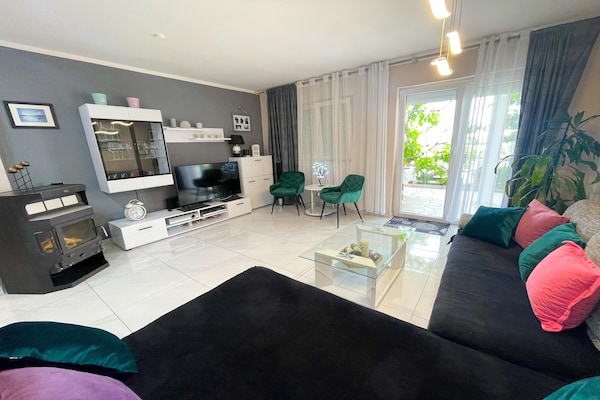 Foto van Vakantiehuis Dramalj met zwembad bij zee - Vakantiehuis in Dramalj - LivingRoom