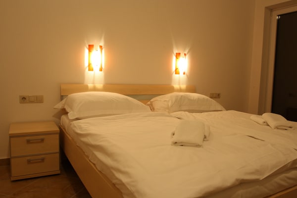 Foto van Vakantiehuis in Novigrad met privézwembad - Vakantiehuis in Novigrad - BedRoom