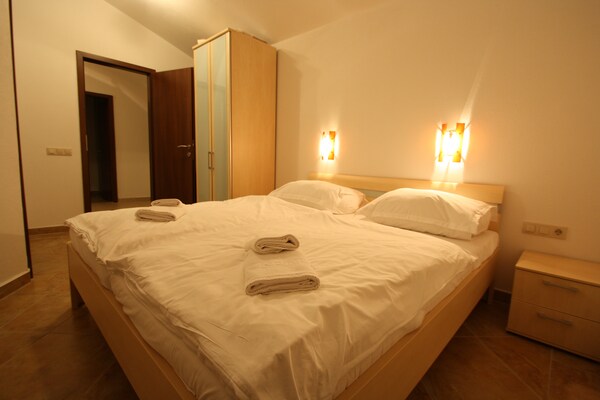 Foto van Vakantiehuis in Novigrad met privézwembad - Vakantiehuis in Novigrad - BedRoom