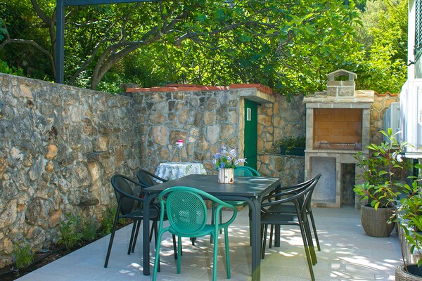 Foto van Stenen Huis in Podgora met Zeezicht - Vakantiehuis in Podgora - GardenSummer