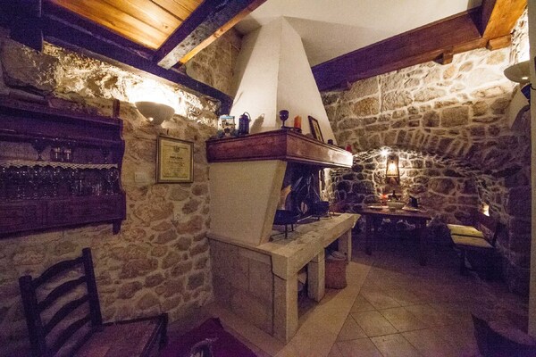 Foto van Stenen Huis in Podgora met Zeezicht - Vakantiehuis in Podgora - GardenSummer