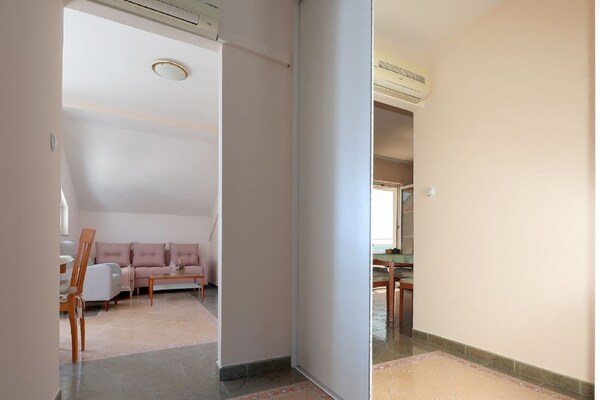 Foto van Mooi appartement in Dramalj met balkon/terras - Vakantiehuis in Dramalj - Landing