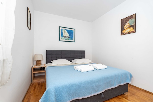 Foto van Apartment Marisol - One Bedroom Apartment with Balcony and Sea View - BedRoom