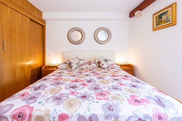 Foto van Villa Mia -Three-Bedroom Villa with Swimming Pool - Vakantiehuis in Trsteno - BedRoom