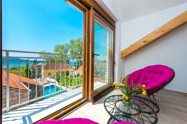 Foto van Villa Mia -Three-Bedroom Villa with Swimming Pool - Vakantiehuis in Trsteno - View