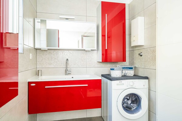 Foto van Villa Vista Old Town - Four Bedroom House with Terrace and Sea View - Kitchen