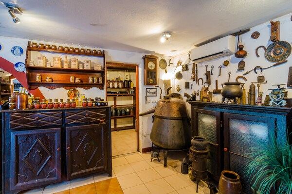 Foto van Hotel Pansion Villa Antonio - Two Bedroom Suite Family 35 - Indoor