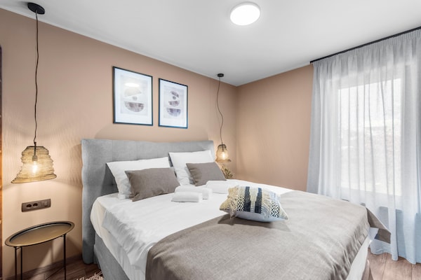 Foto van Appartement in Pula met Zeezicht en Bubbelbad - Vakantiehuis in Brtonigla - BedRoom