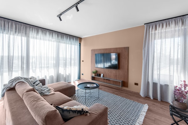 Foto van Appartement in Pula met Zeezicht en Bubbelbad - Vakantiehuis in Brtonigla - LivingRoom