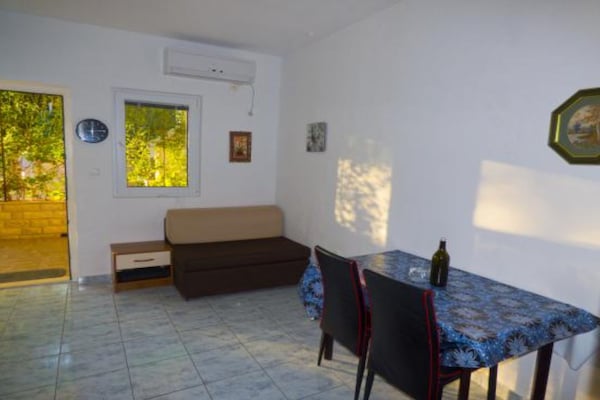 Foto van Beachfront Apartments Plaža - One Bedroom Apartment A1 - LivingRoom