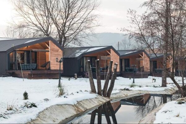 Foto van Halicanum Glamping Peaceful Retreat Resort 8 - Vakantiehuis in Sveti Martin na Muri - Outdoor