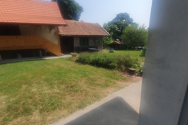 Foto van Viva Ve - Studio Apartment - Vakantiehuis in Brinje - Outdoor