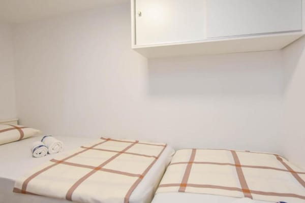 Foto van Camping Stacaravans Bella Vita - Vakantiehuis in Biograd na Moru - BedRoom