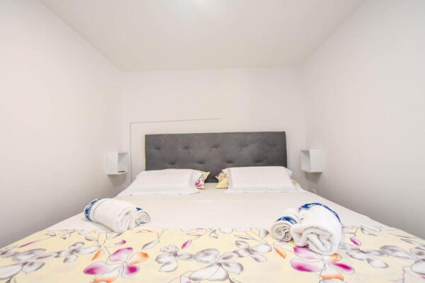 Foto van Camping Stacaravans Bella Vita - Vakantiehuis in Biograd na Moru - BedRoom